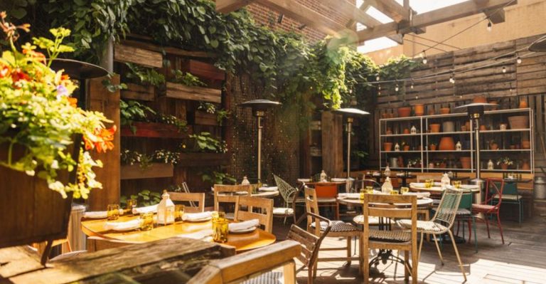 Pennsylvania Food Lovers Should Add This Must-Visit Restaurant To Their May Bucket List