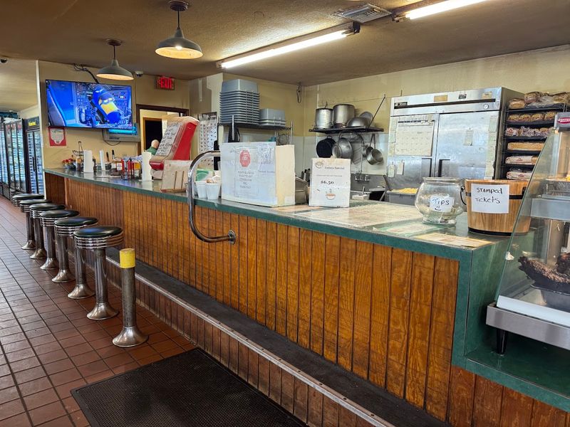 Pearl Country Store & Barbecue, Micanopy