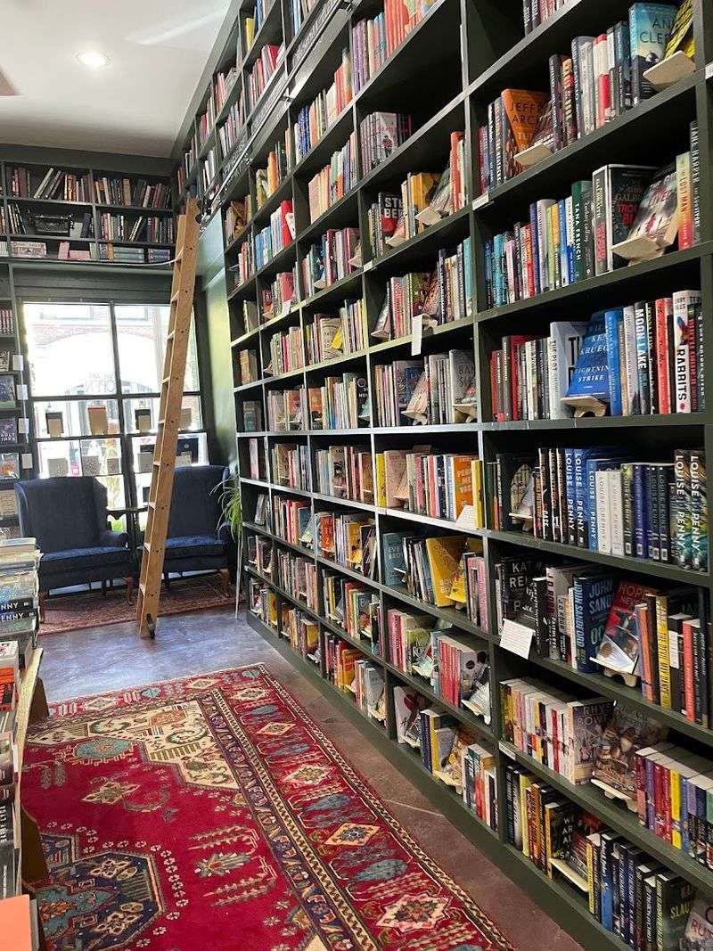 Pearl's Books, Fayetteville Pearl's Books, Fayetteville