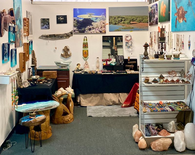 Flamingo Island Flea Market