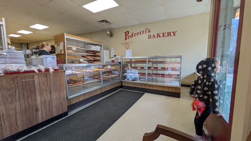 Pedretti's Bakery