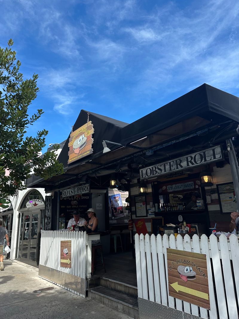 DJ's Clam Shack – Key West