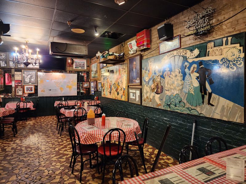 Charlie Vergos' Rendezvous