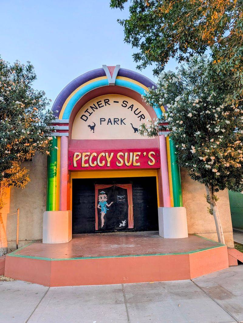 Peggy Sue’s 50’s Diner Peggy Sue’s 50’s Diner
