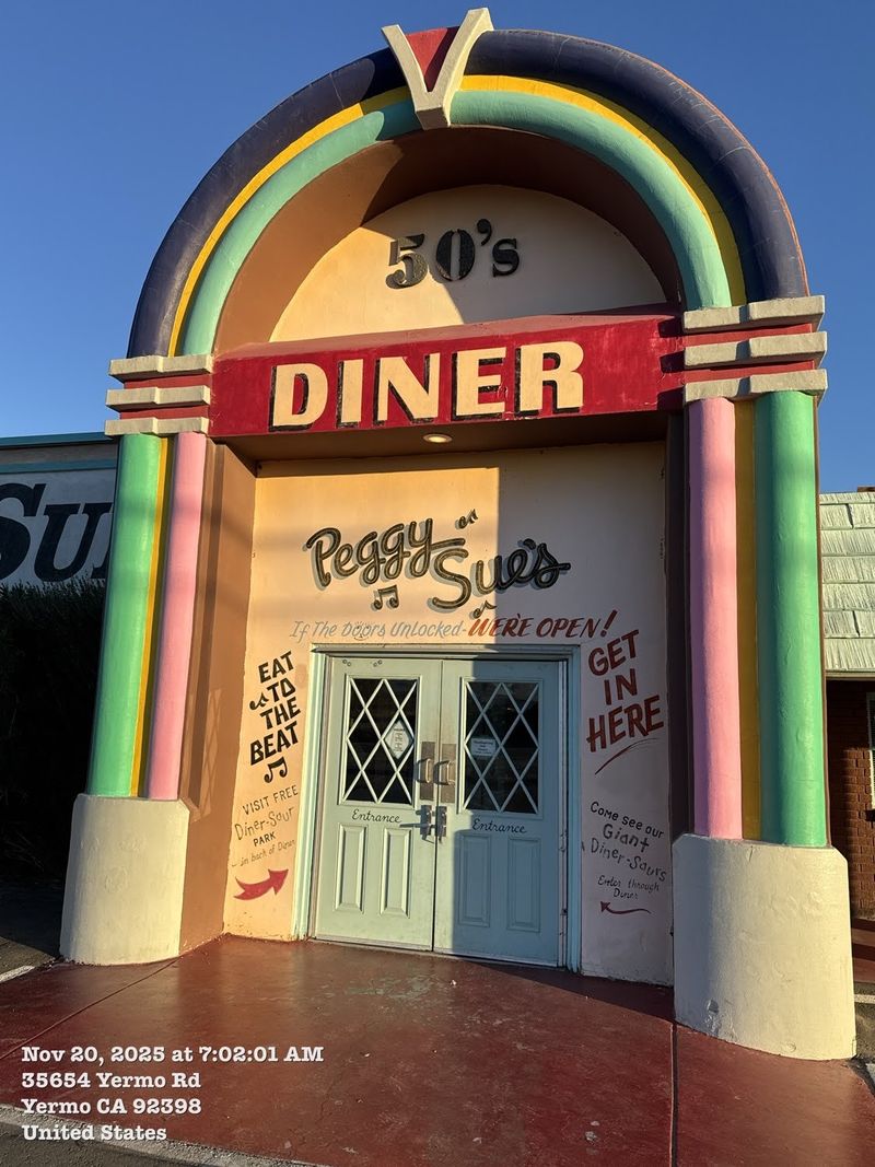 Peggy Sue’s 50’s Diner, Yermo