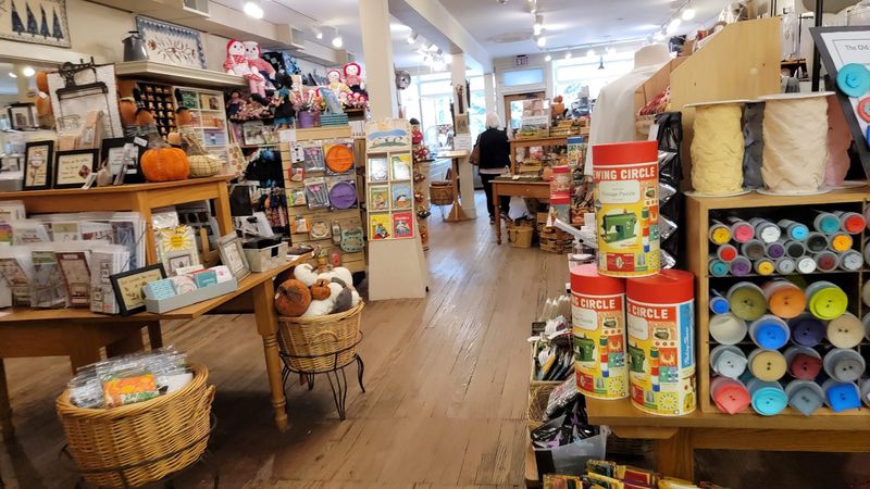 The Old Country Store (Intercourse)