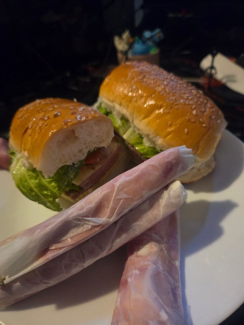 Wayne’s Deli, Muskegon