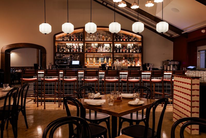 Pelato, Charleston