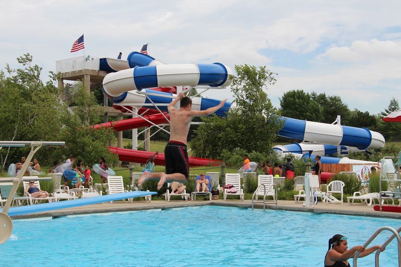 Pelican Harbor Water Park, Bolingbrook