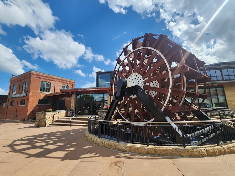 National Mississippi River Museum And Aquarium