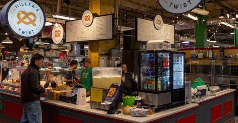 Pennsylvania Restaurant Known For Pretzels So Good They Justify A Memorial Day Trip