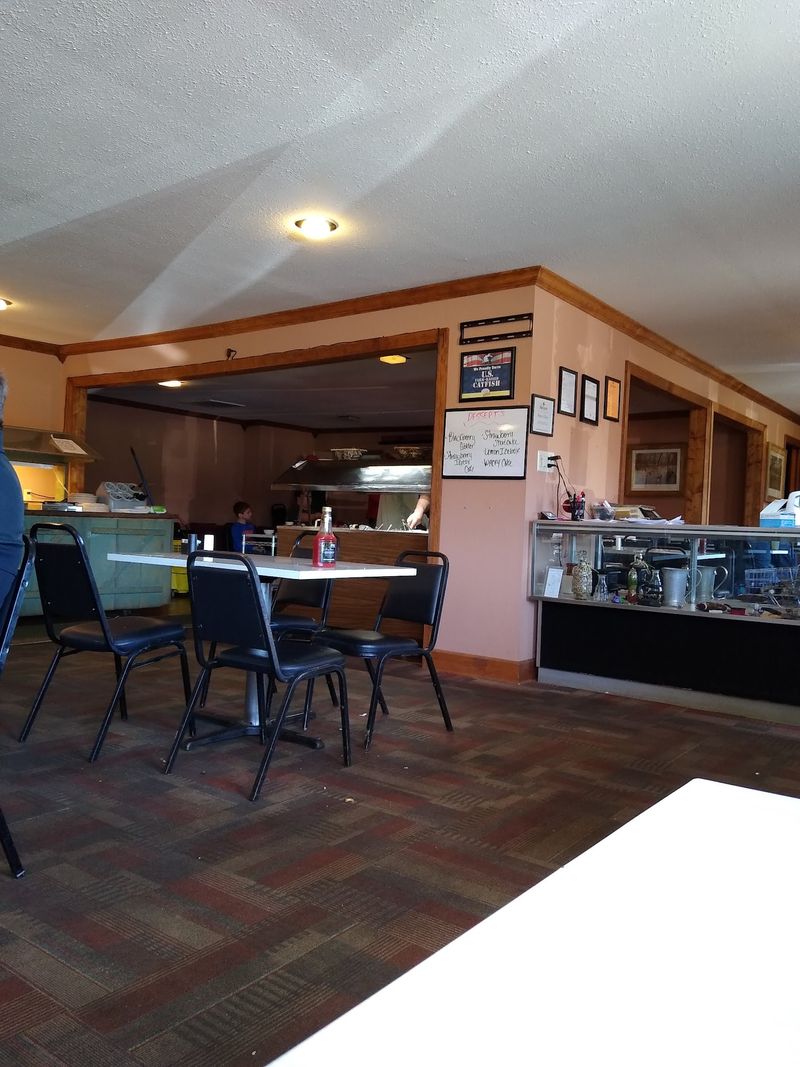 Penny's Place, Newport