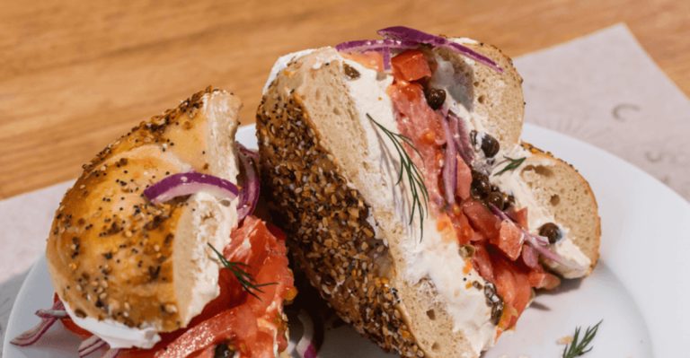 People Cross County Lines In Massachusetts Just To Taste These Classic Bagels