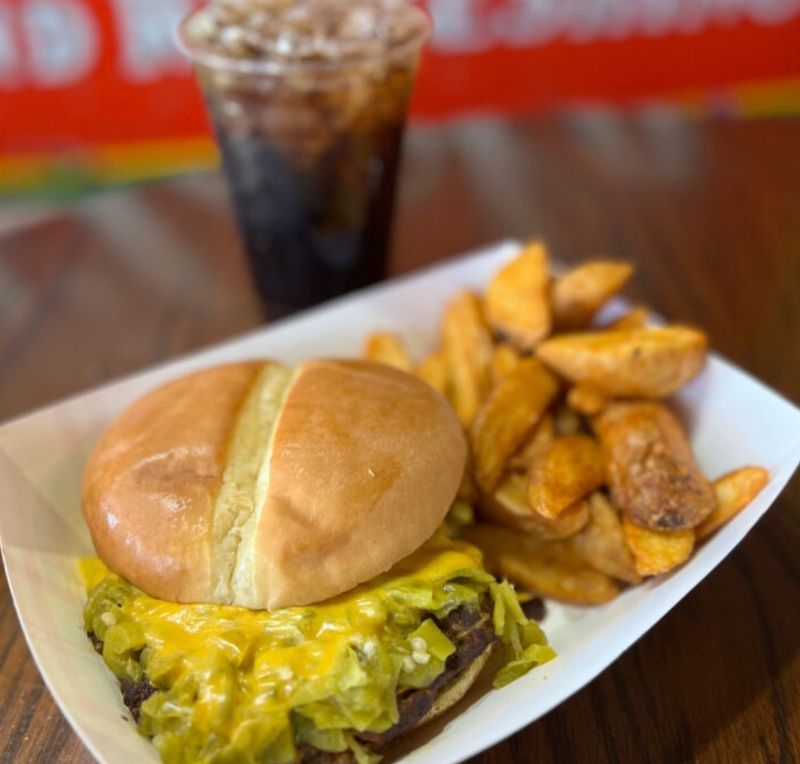 Sparky's Burgers, Barbecue & Espresso – Hatch
