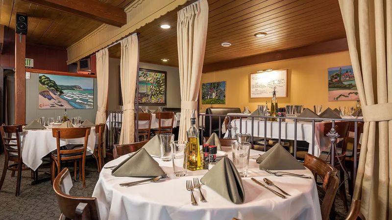 Trattoria Funistrada, Maple City