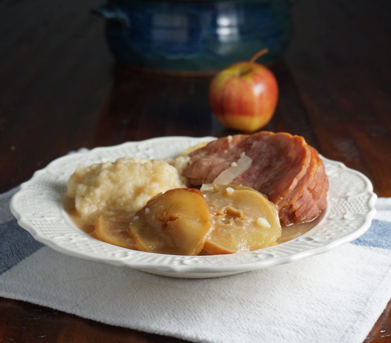 Schnitz un Knepp: Dried Apples and Dumplings