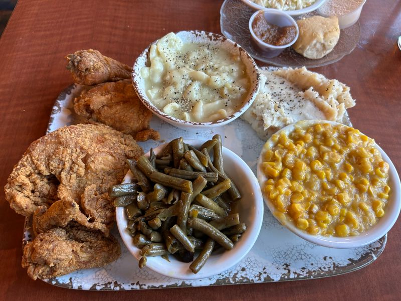 Giant City State Park – Giant City Lodge (Bald Knob Dining Room)