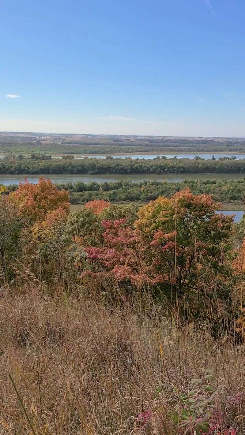 Pere Marquette Supplies the Bluff-Top Payoff