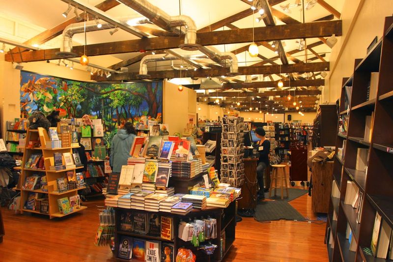 Peregrine Book Company, Prescott