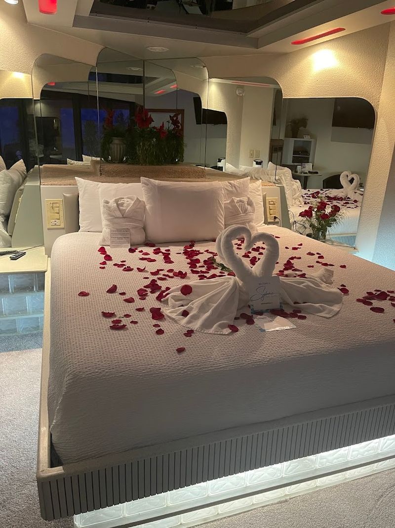 Perfect For Milestone Celebrations And Honeymoons Perfect For Milestone Celebrations And Honeymoons