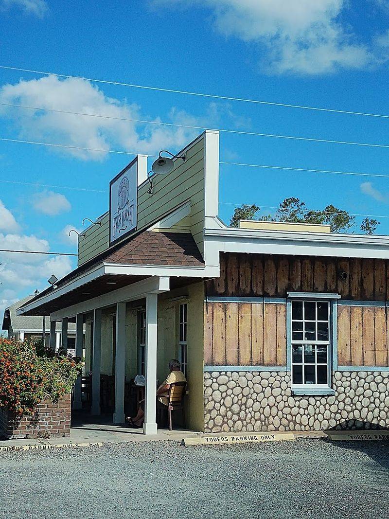 Silky Country Gravy That Complements, Not Covers