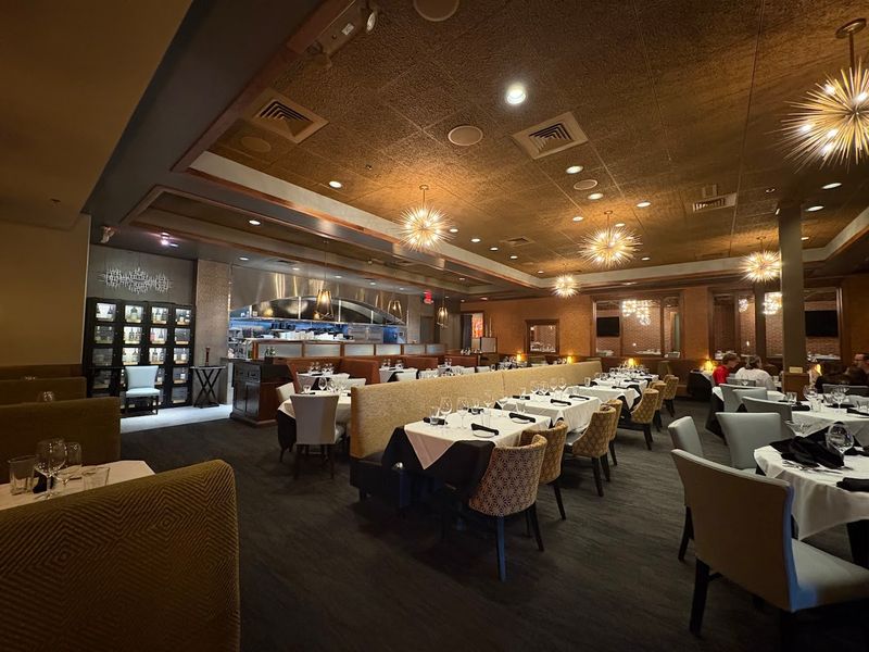 Sullivan's Steakhouse, Naperville