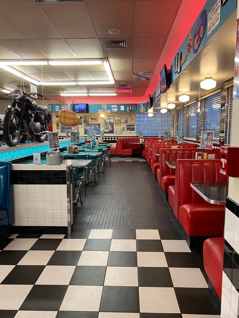Gunther Toody's Diner 