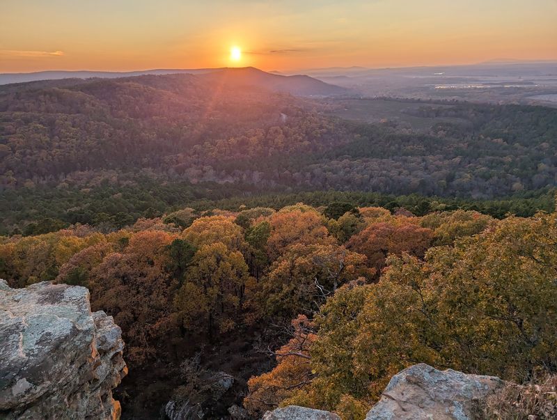 Petit Jean Mountain Drive, Morrilton