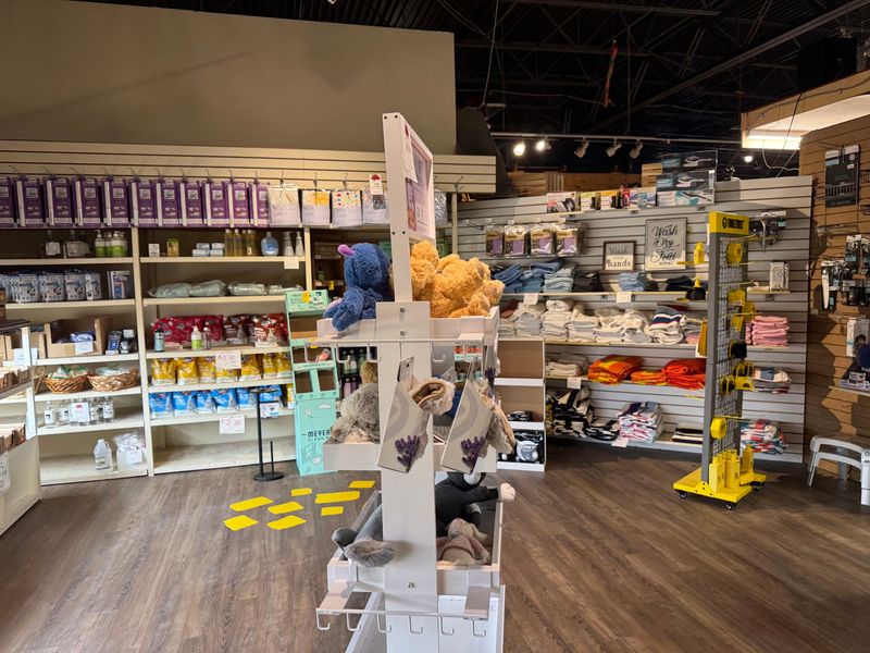 Pets, Puppies, And Pet Grooming Under One Roof Pets, Puppies, And Pet Grooming Under One Roof