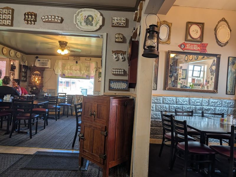 Phil's Family Restaurant, Hot Springs