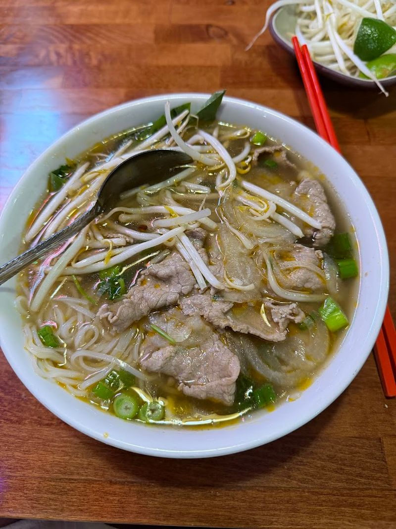 Pho Hong
