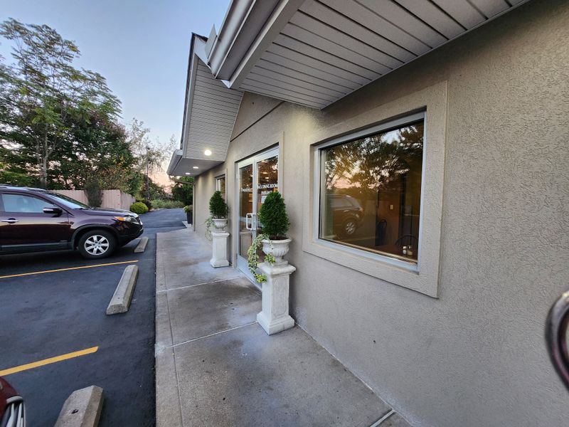 Pasqualino's Italian Restaurant — Penn Hills, PA