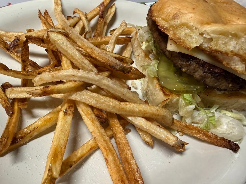 Pick Your Burger Personality Before You Reach The Counter
