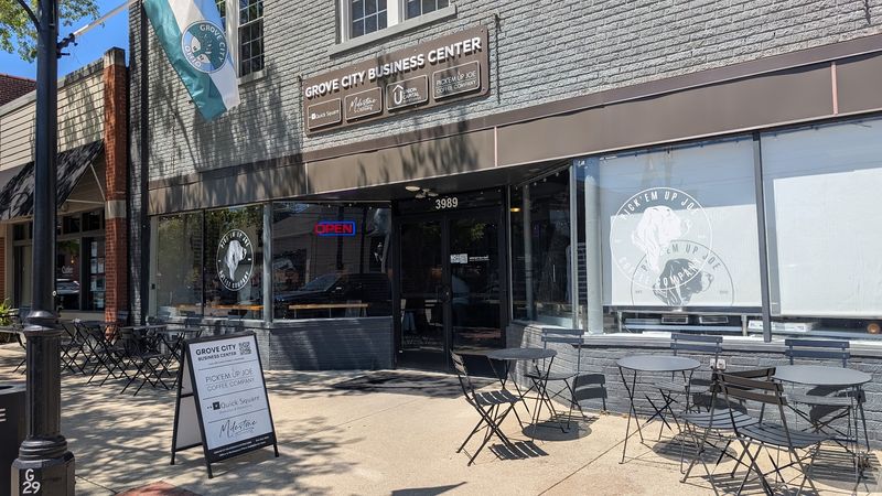 Pick'em Up Joe Coffee Co., Grove City Pick'em Up Joe Coffee Co., Grove City
