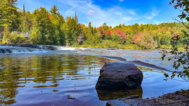 Tahquamenon Falls State Park, Paradise