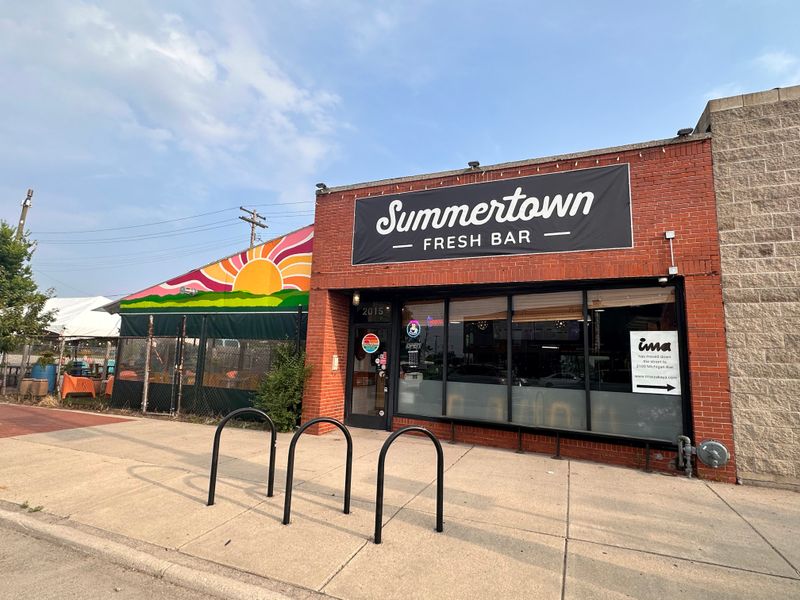 Summertown Fresh Bar – Detroit, Michigan