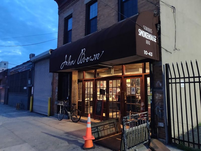 John Brown Smokehouse (Long Island City)