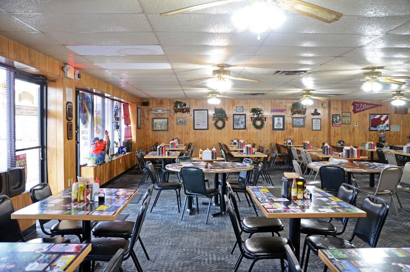 Pig 'N Chik BBQ, Sherwood