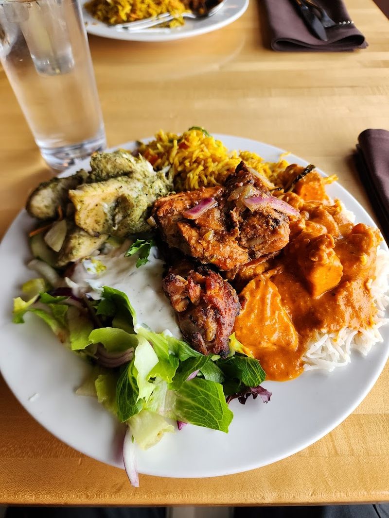 Pind Indian Cuisine, Grand Rapids