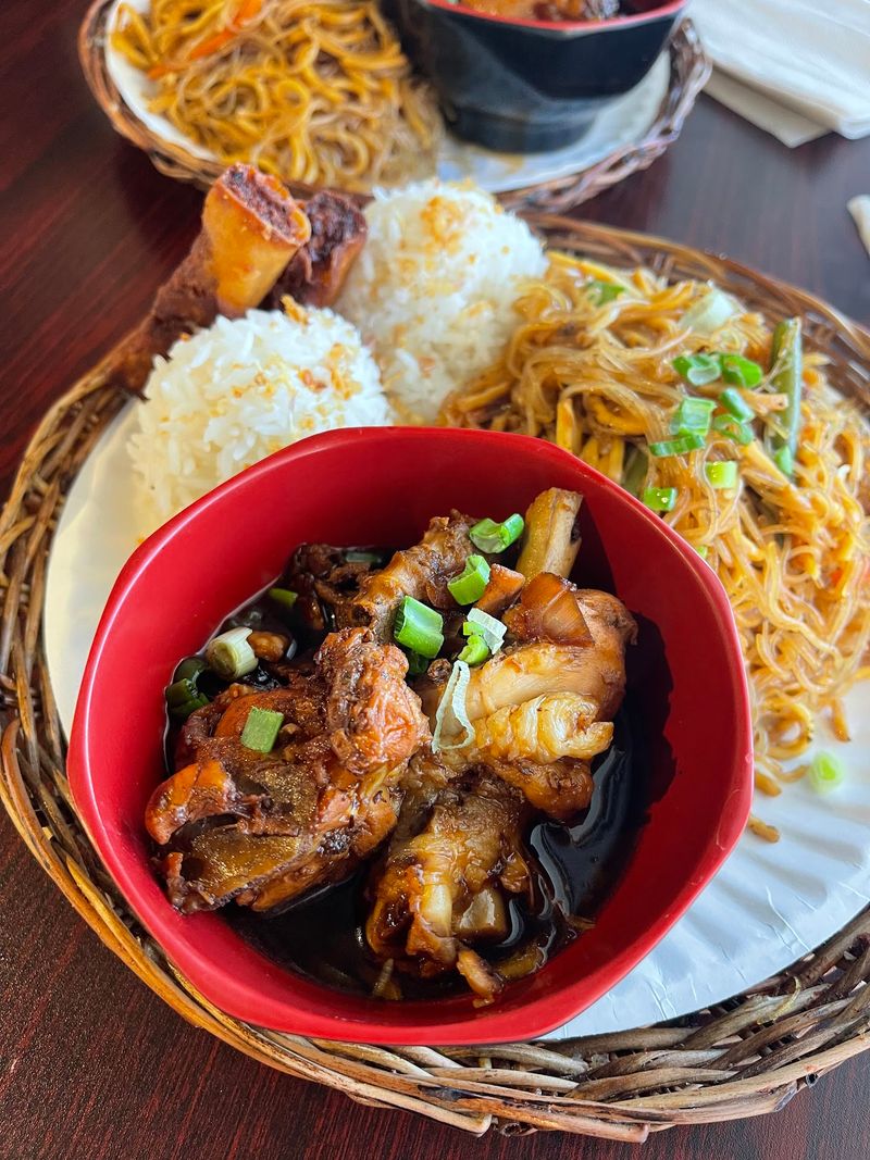 Pinoy Grill Authentic Filipino Street Foods, Arlington Heights, IL