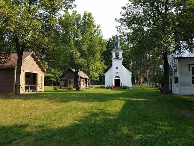 Pioneer Village Museum