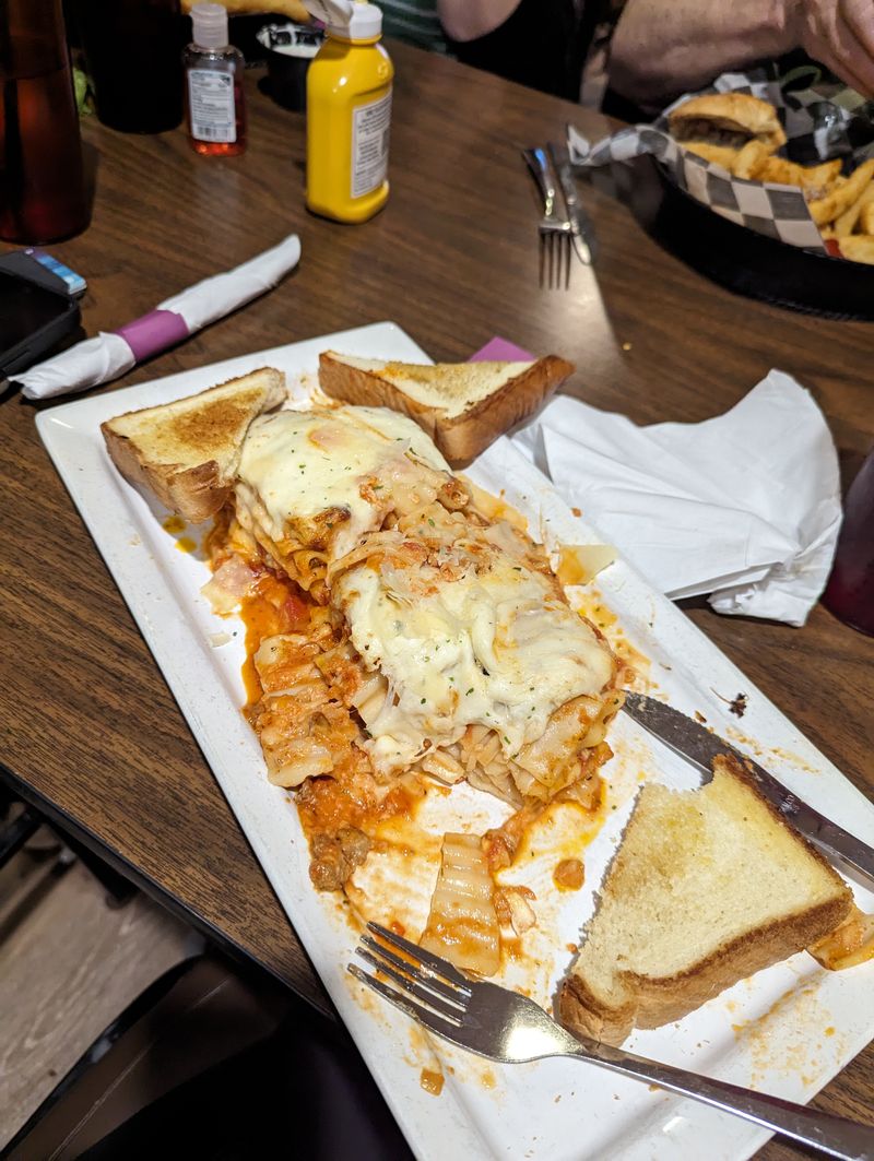 Come Back Inn, Highland