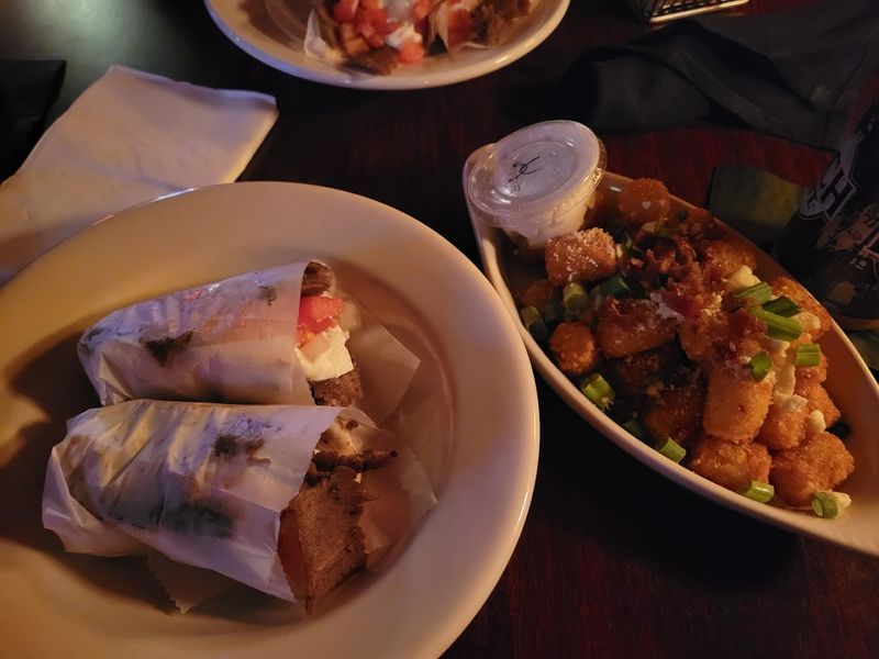 Lincoln Square Lounge - Decatur