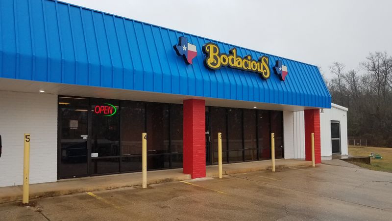 Bodacious Bar-B-Q, Hallsville, Texas (1164 W Main St, Hallsville, TX 75650)