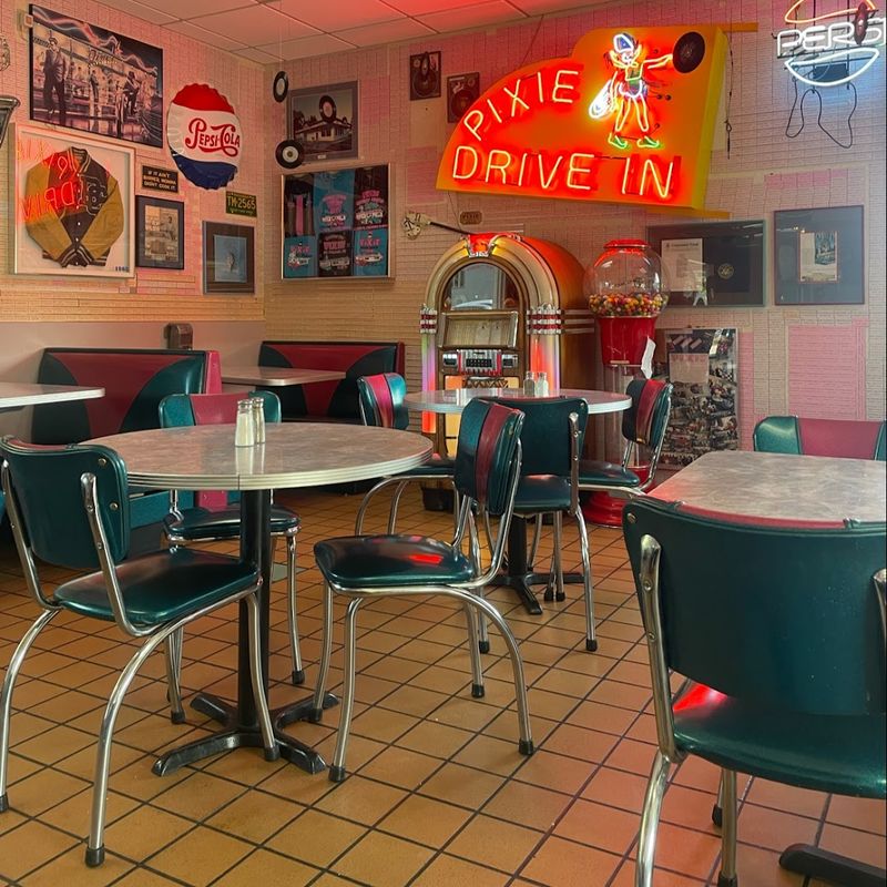 Pixie Restaurant