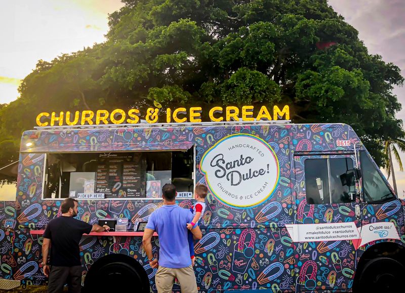 Santo Dulce Churros & Ice Cream, Doral