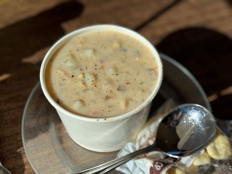 Clear Rhode Island Clam Chowder