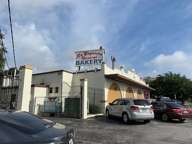 La Segunda Central Bakery: Ybor City's Cuban Bread Kingdom