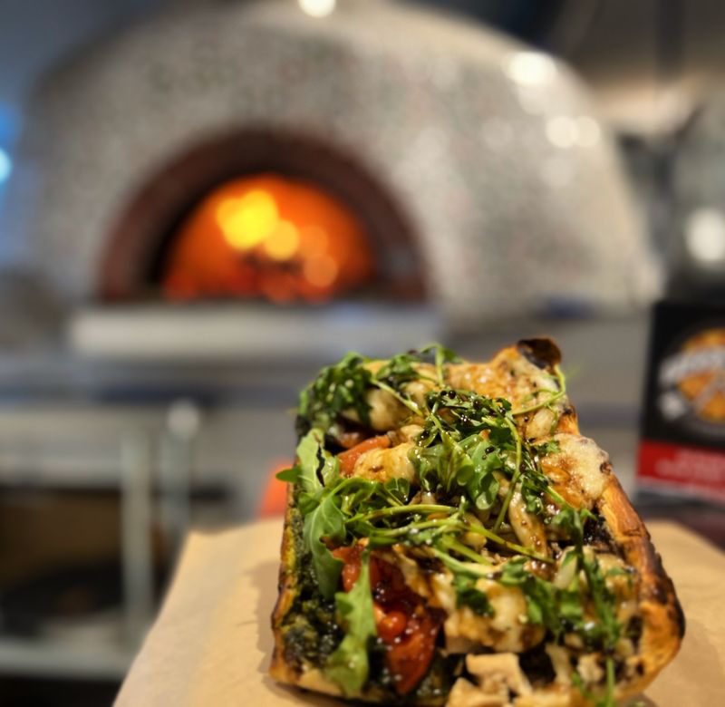 Pizza 750 – Willow Springs