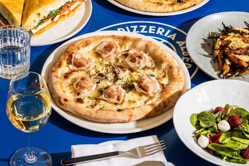 Pizzeria Alberico, Boulder
